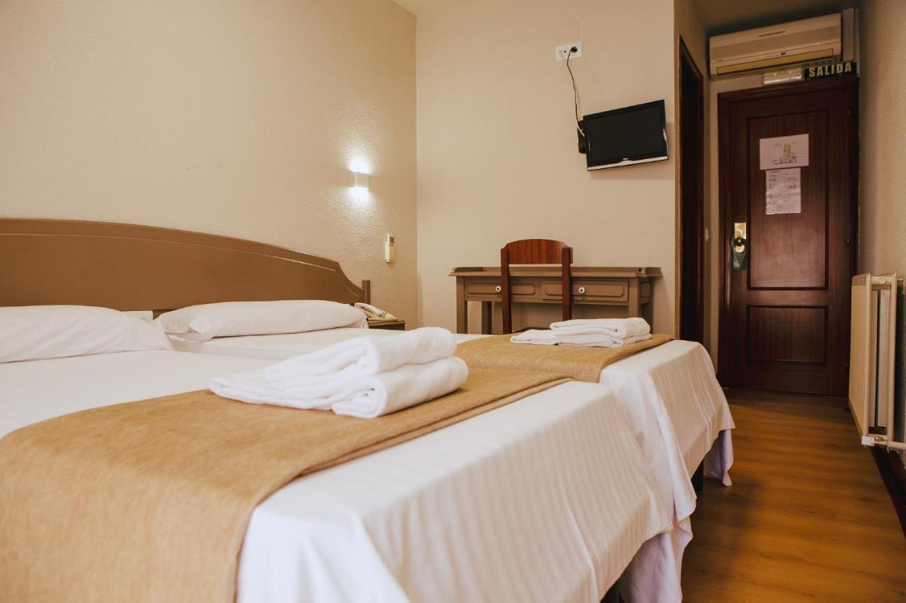 Hotel&Bar Ducay Olite Kültér fotó